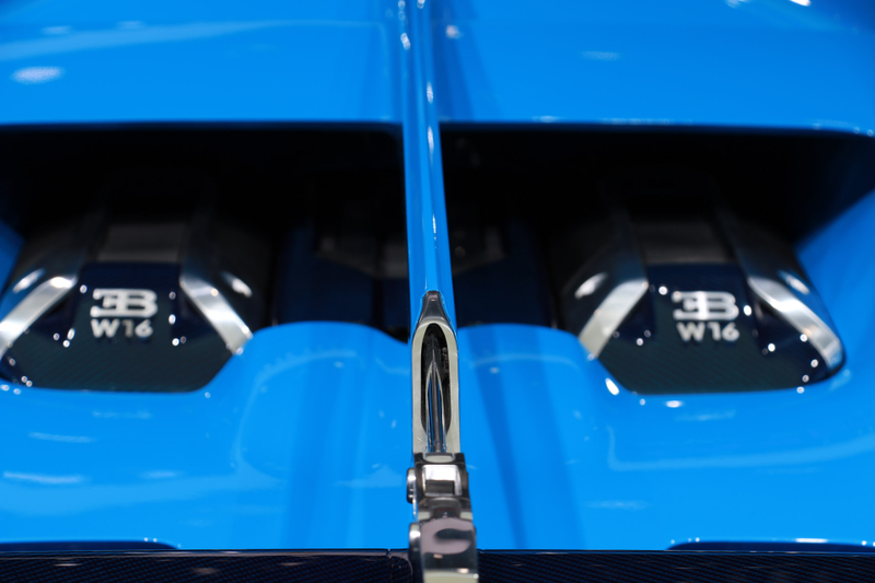 Illustration for article titled Bugatti's Awesome Virtual Concept Looks Real Enough To Race Offline